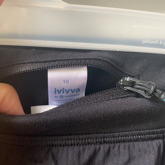 Black Ivivva Lululemon Girls Shorts - Picture 4 of 5